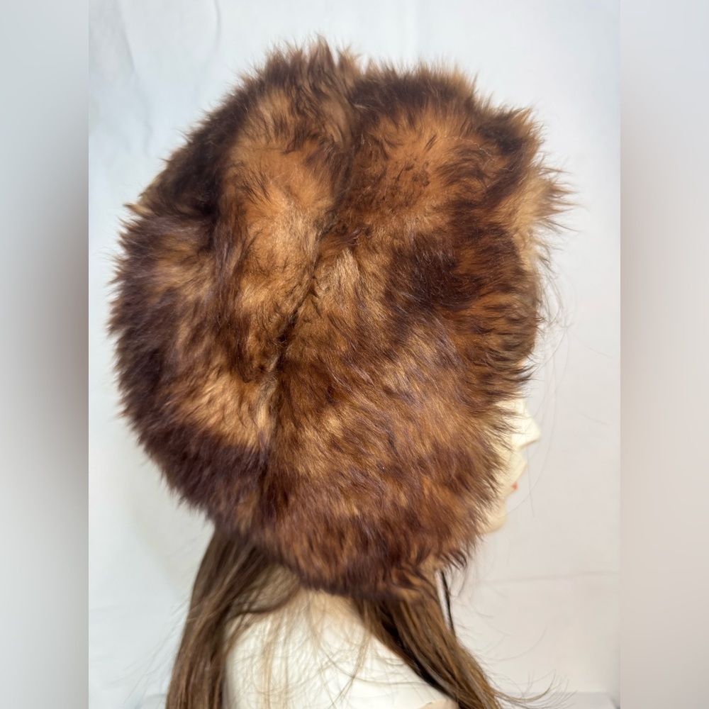 Brown Vintage Shillito’s Italian Fur Hat with Pom Poms EUC - Picture 7 of 17